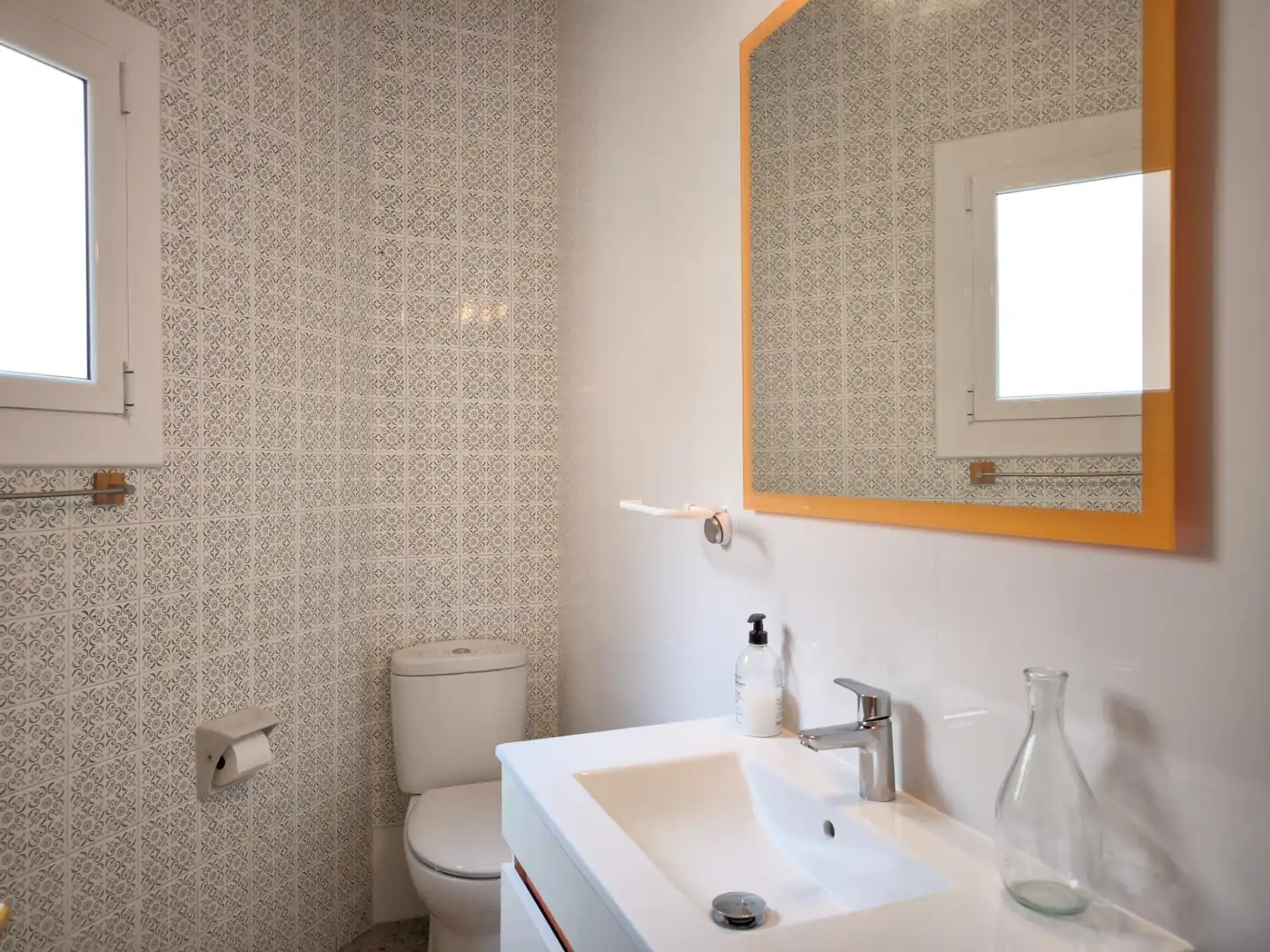 Badezimmer von Wohnung zur Miete in Tarragona