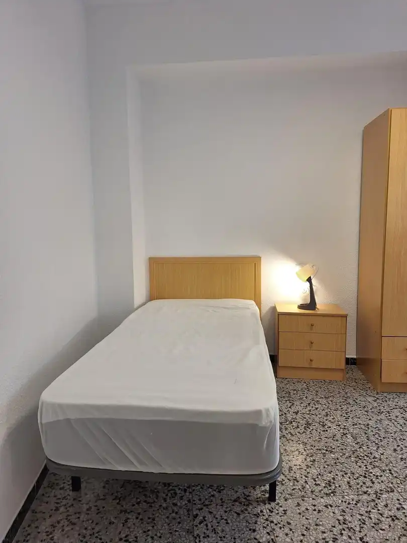 Bedroom of Flat for rent in Murcia  with Air Conditioner, Heating and Furnished