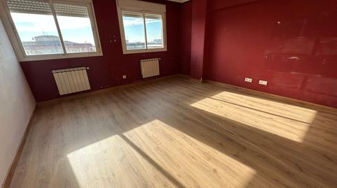 Foto 2 de Piso en venta en El Nido - Las Fuentes, Parla