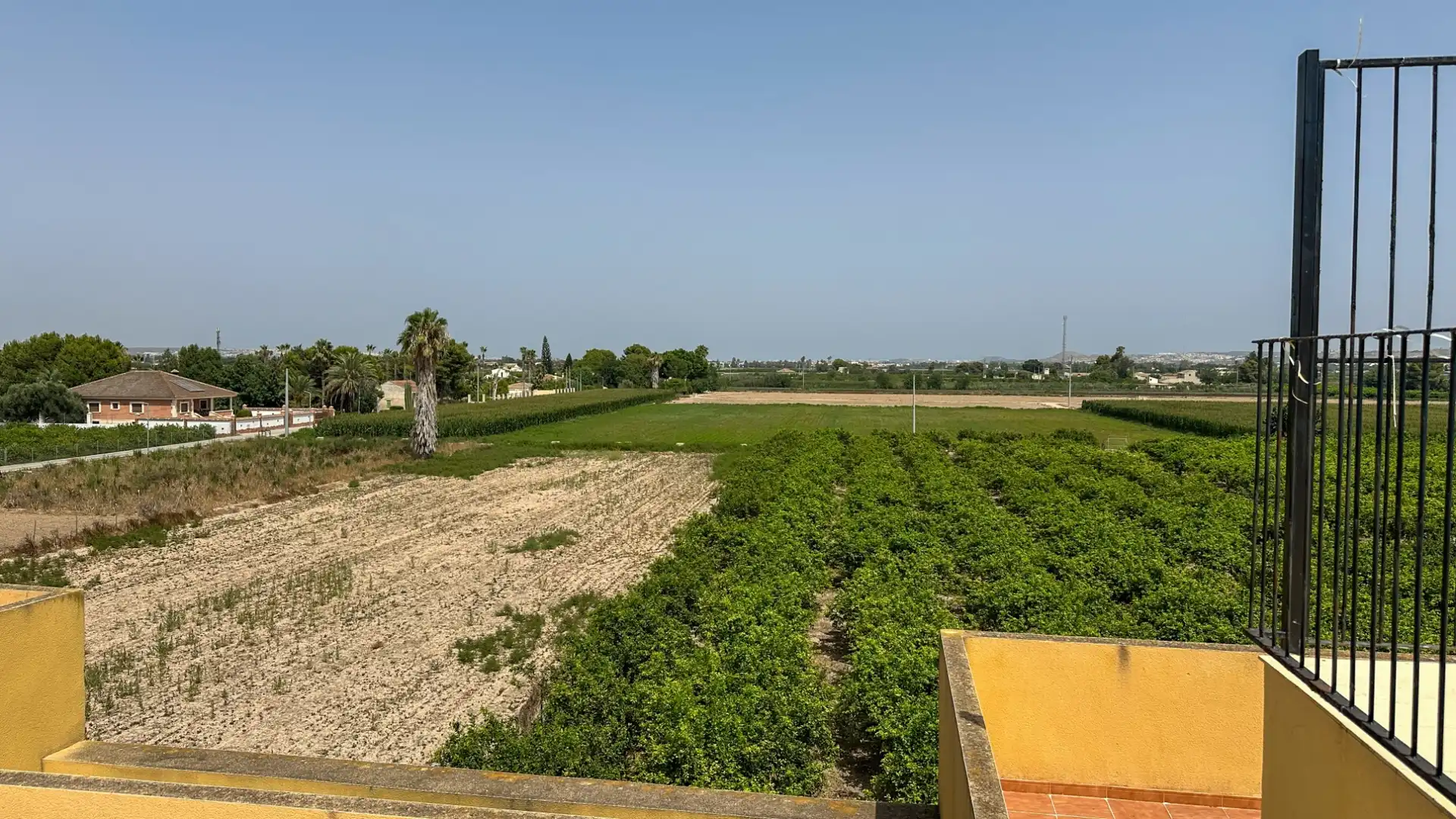 Houses for sale in Daya Nueva  with Swimming Pool