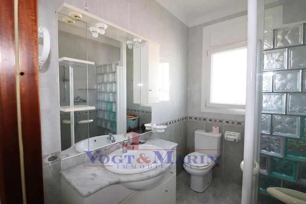 Casa con terraza en venta en Carrer Montgrí, imagen 22