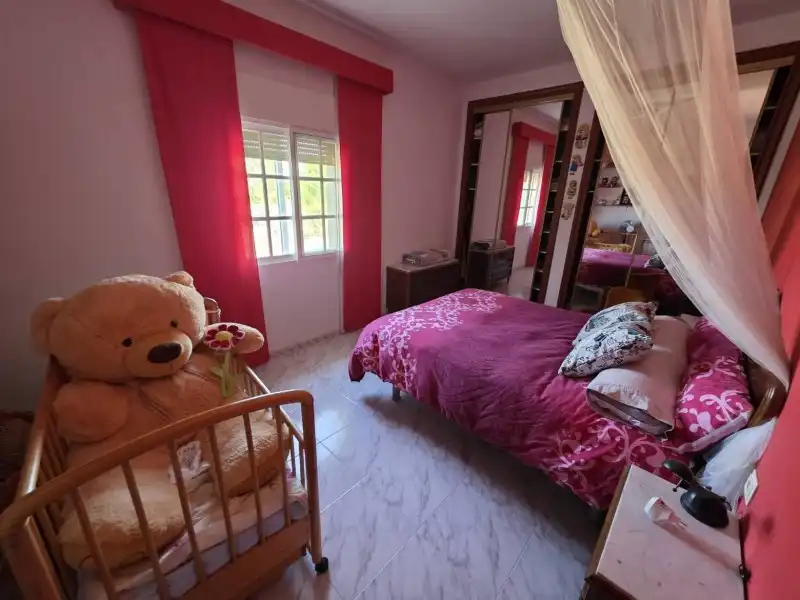Habitación de Casa o chalet en venta en Plasencia con Calefacción y Piscina