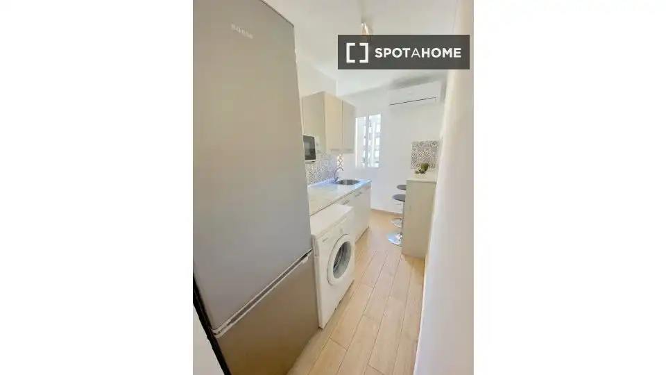 Vista exterior de Piso de alquiler en Sevilla con Aire acondicionado, Calefacción y Amueblado