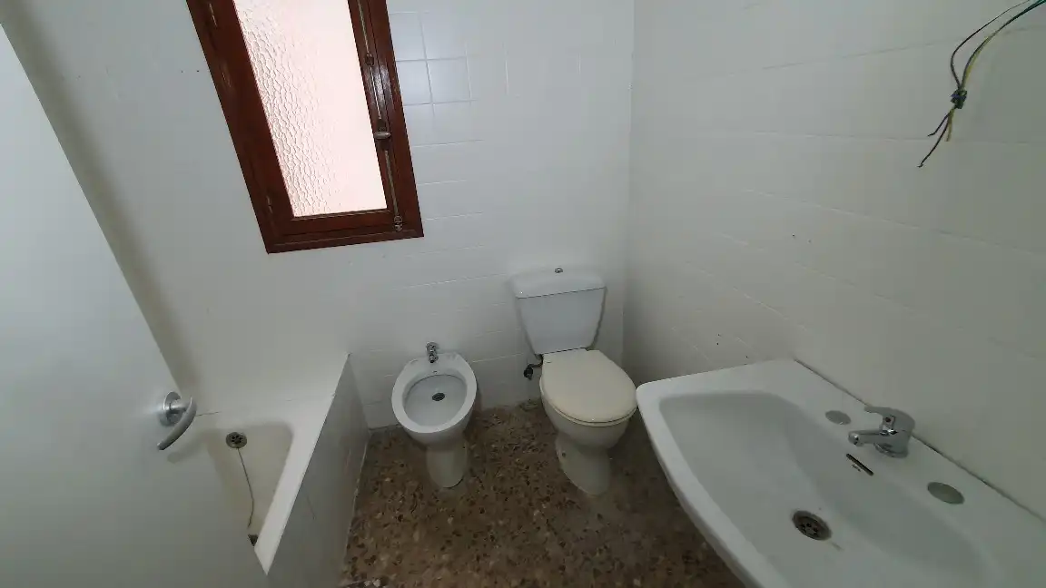Baño de Piso en venta en Villena con Balcón
