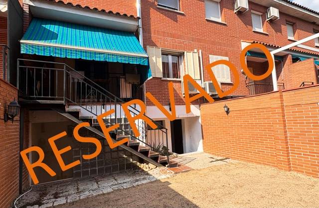 Casa adosada en Venta en Quismondo