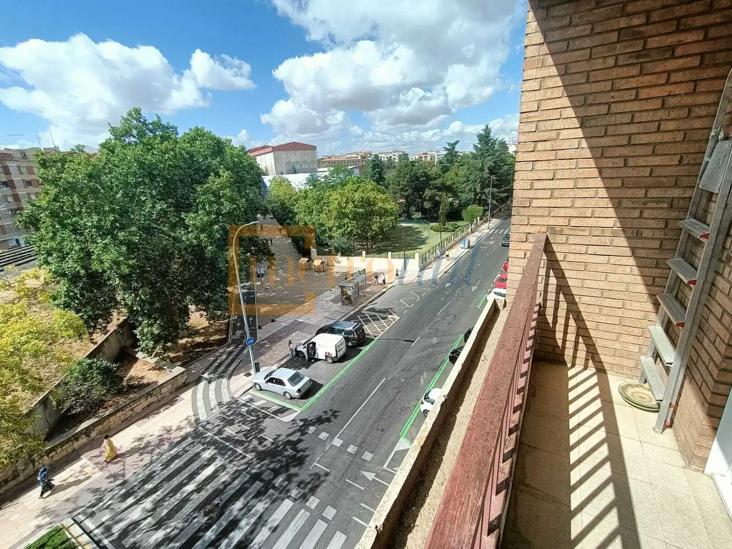 Appartamento con terrazza in vendita a Avenida de los Comuneros, imagen 6