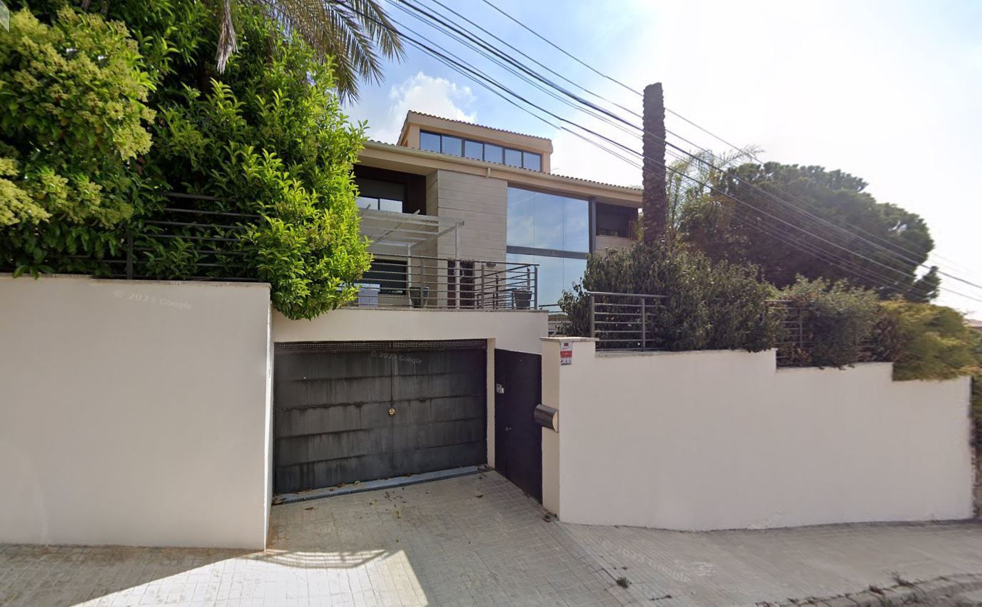 House or chalet for sale in Xiroi