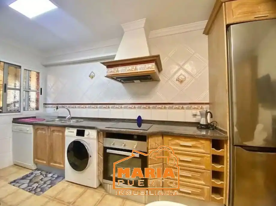 Kitchen of Detached homes for share in Málaga  with Furnished
