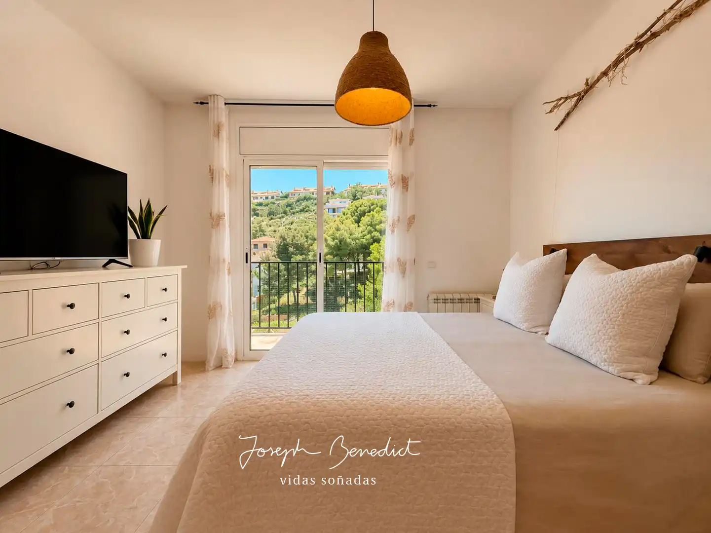 Dormitori de Casa o xalet en venda en Calafell amb Aire condicionat, Calefacció i Jardí privat