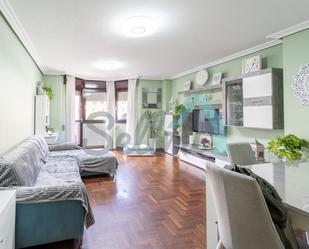 Living room of Flat for sale in Oviedo   with Heating, Parquet flooring and Terrace