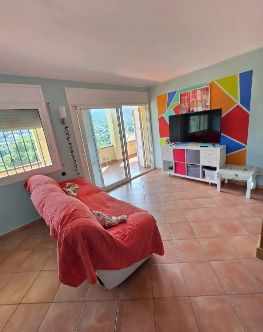 Sala de estar de Casa o chalet en venta en Sant Fost de Campsentelles con Aire acondicionado, Calefacción y Jardín privado