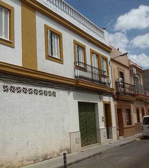 Foto 2 de Piso en venta en Clara Campoamor, Centro - Doña Mercedes, Dos Hermanas