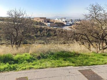 Residential land for sale in La Zubia Ciudad