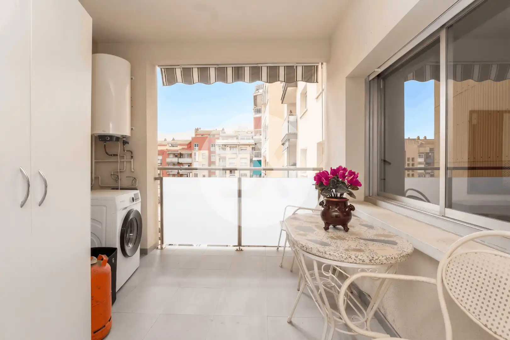 Terrasse von Wohnung zum Verkauf in Castelldefels mit Parkett, Ofen und Balkon