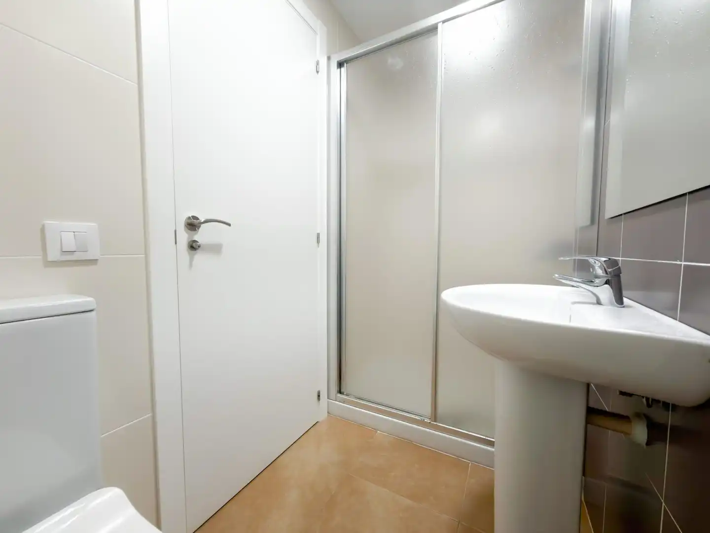Baño de Piso en venta en Rafelbuñol / Rafelbunyol con Aire acondicionado y Balcón