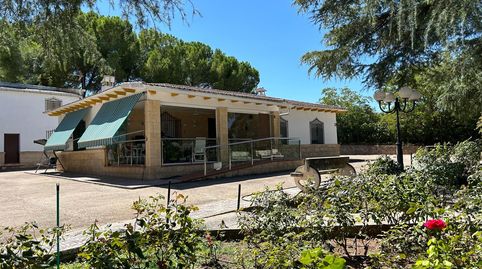 Chalet en venta en Alcolea De Calatrava, 5 dormitorios.