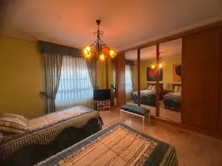 Habitación de Casa o chalet en venta en Villaquilambre con Aire acondicionado, Calefacción y Terraza