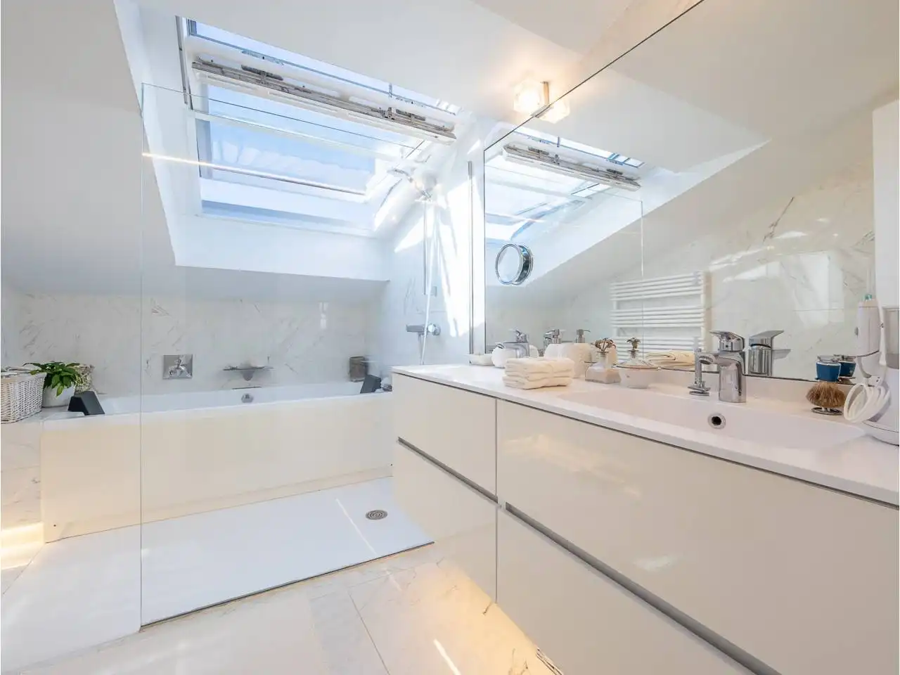 Casa con piscina en venta en Calle Arturo Campión 40, imagen 45
