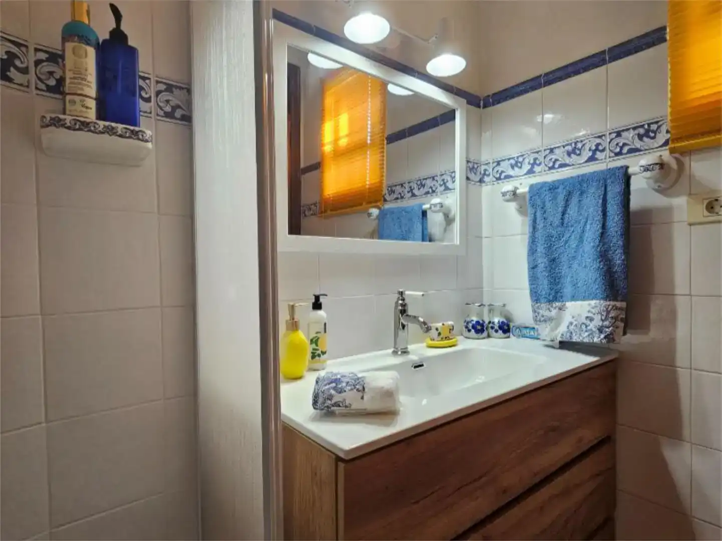 Bany de Casa o xalet de lloguer en Vila-real amb Jardí privat, Traster i Piscina