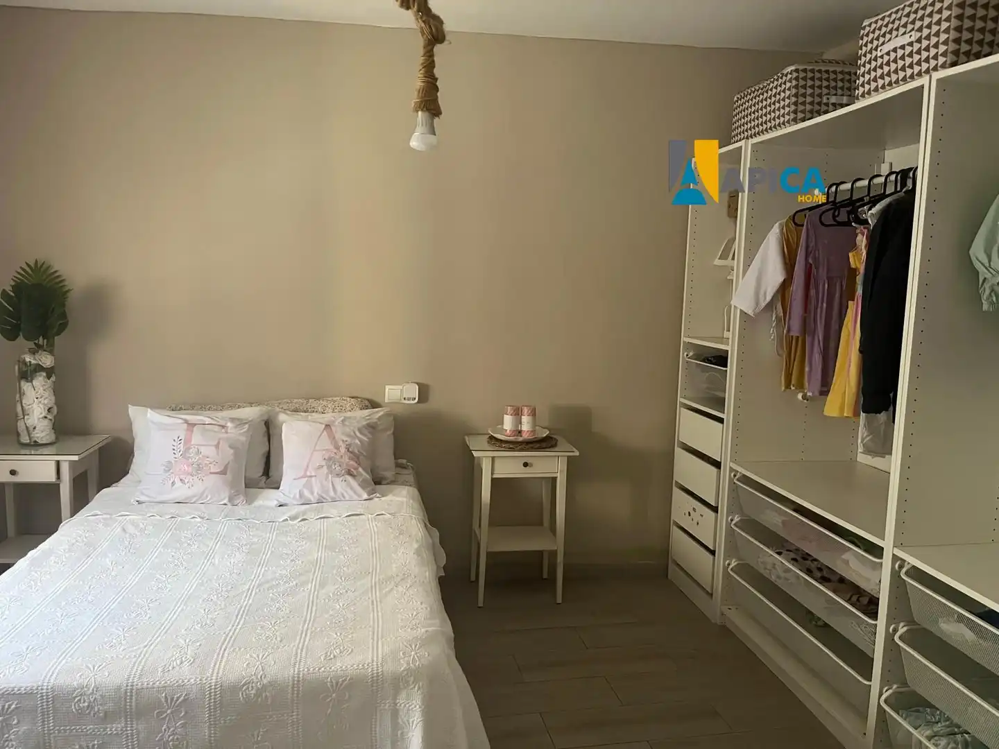 Dormitori de Casa adosada en venda en La Línea de la Concepción amb Terrassa i Moblat