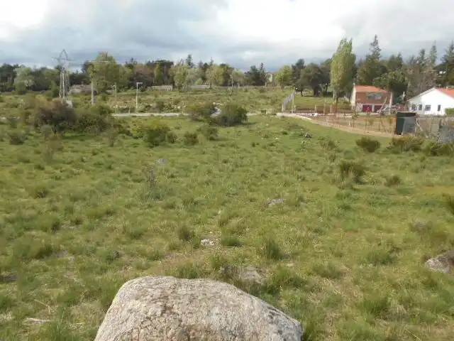 Residential zum Verkauf in Navalperal de Pinares