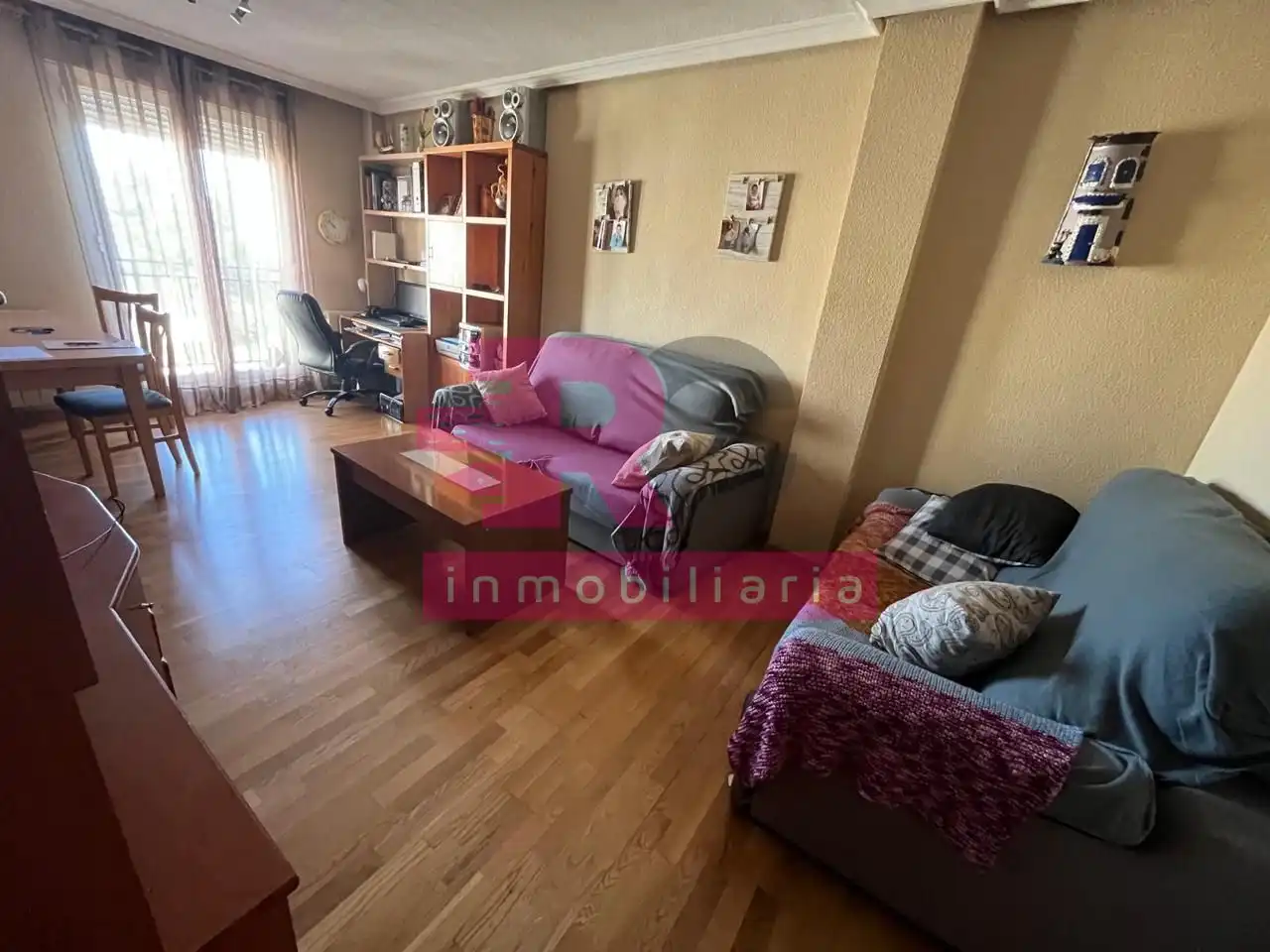 Sala d'estar de Pis en venda en Carbajosa de la Sagrada amb Calefacció