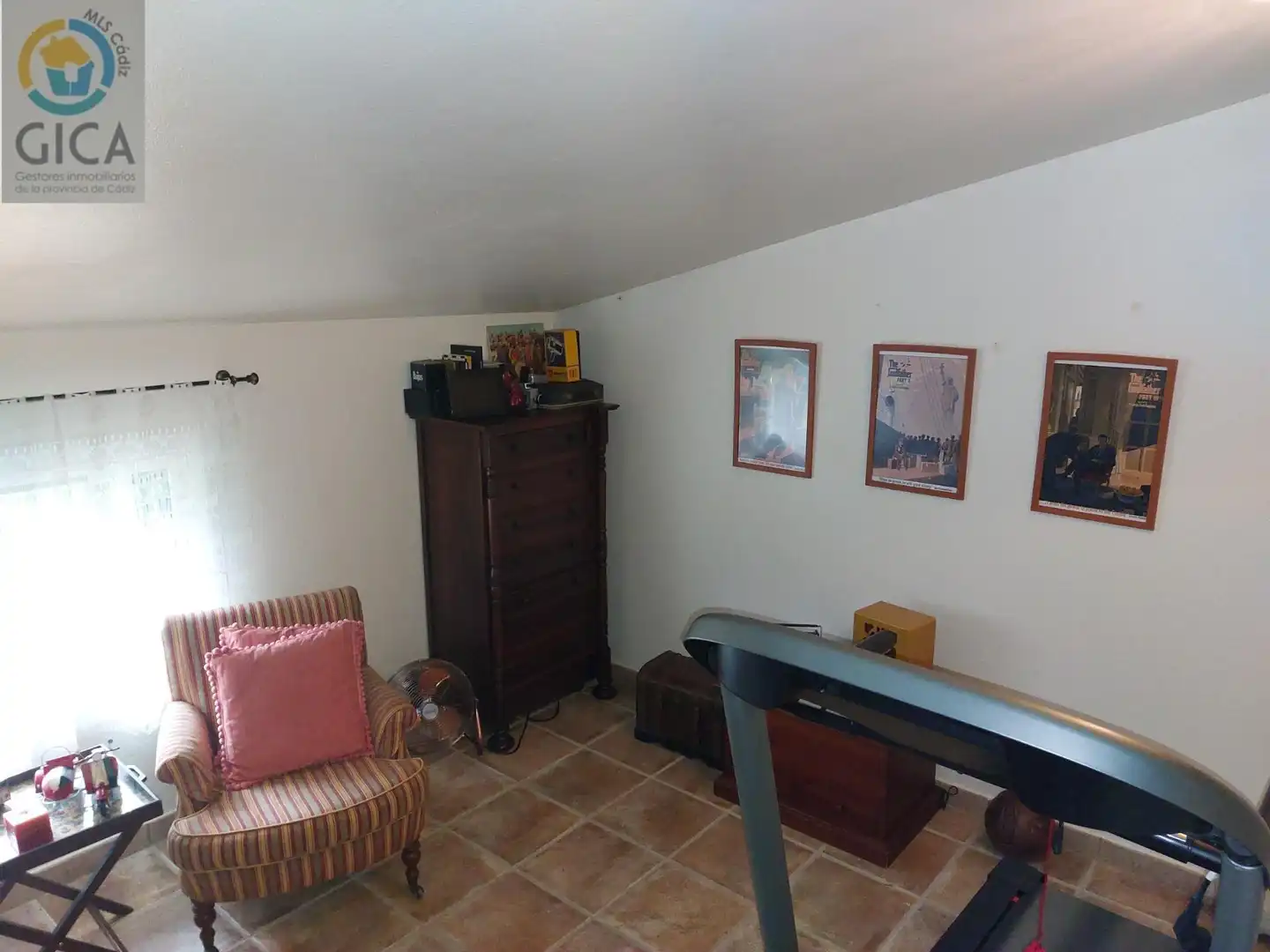 Casa o xalet en venda en Algeciras amb Aire condicionat, Jardí privat i Piscina
