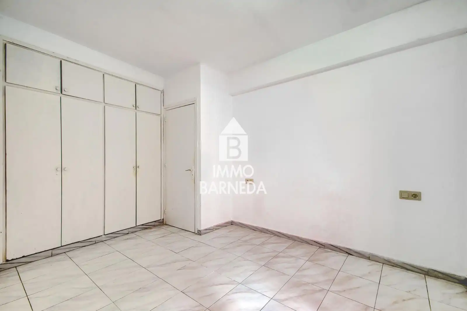 Habitación de Piso en venta en Castelló d'Empúries con Balcón