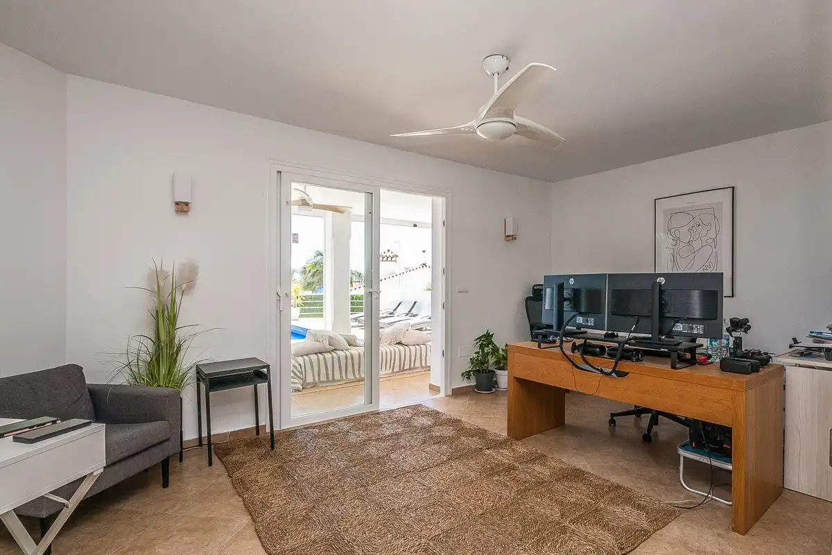 Chalet con terraza en venta en Calle Estepona 5, imagen 7