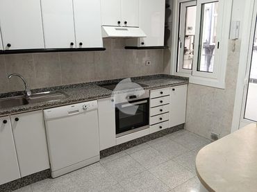 Flat with lift to rent in Centro