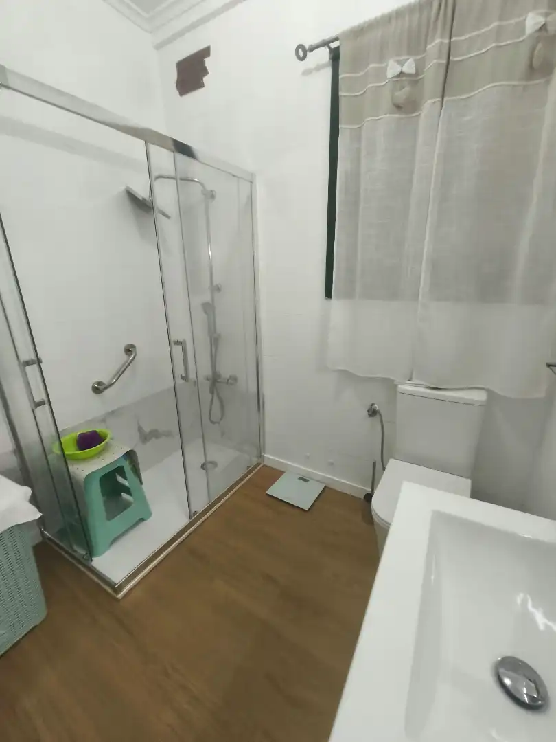 Bathroom of Flat for sale in Couto