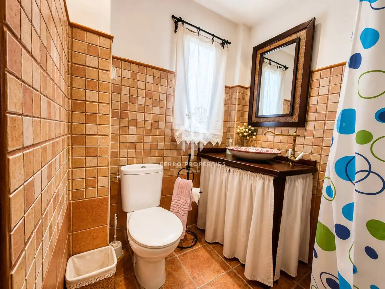 Bany de Casa o xalet en venda en Loja amb Jardí privat i Terrassa