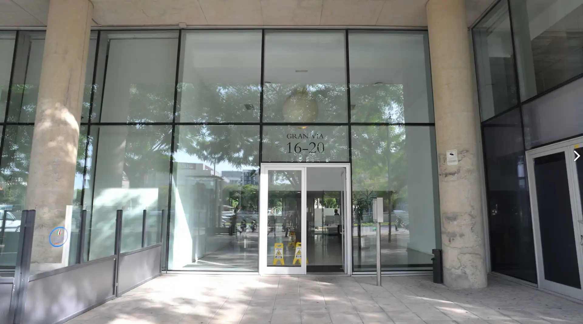 Office for rent in L'Hospitalet de Llobregat  with Air Conditioner, Heating and Terrace