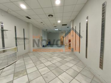 Locale commerciale in vendita a Aureli Guaita Martorell