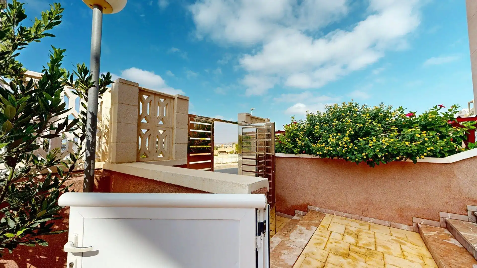 Apartamento en venta en Calle GIJON, Ciutat Esportiva