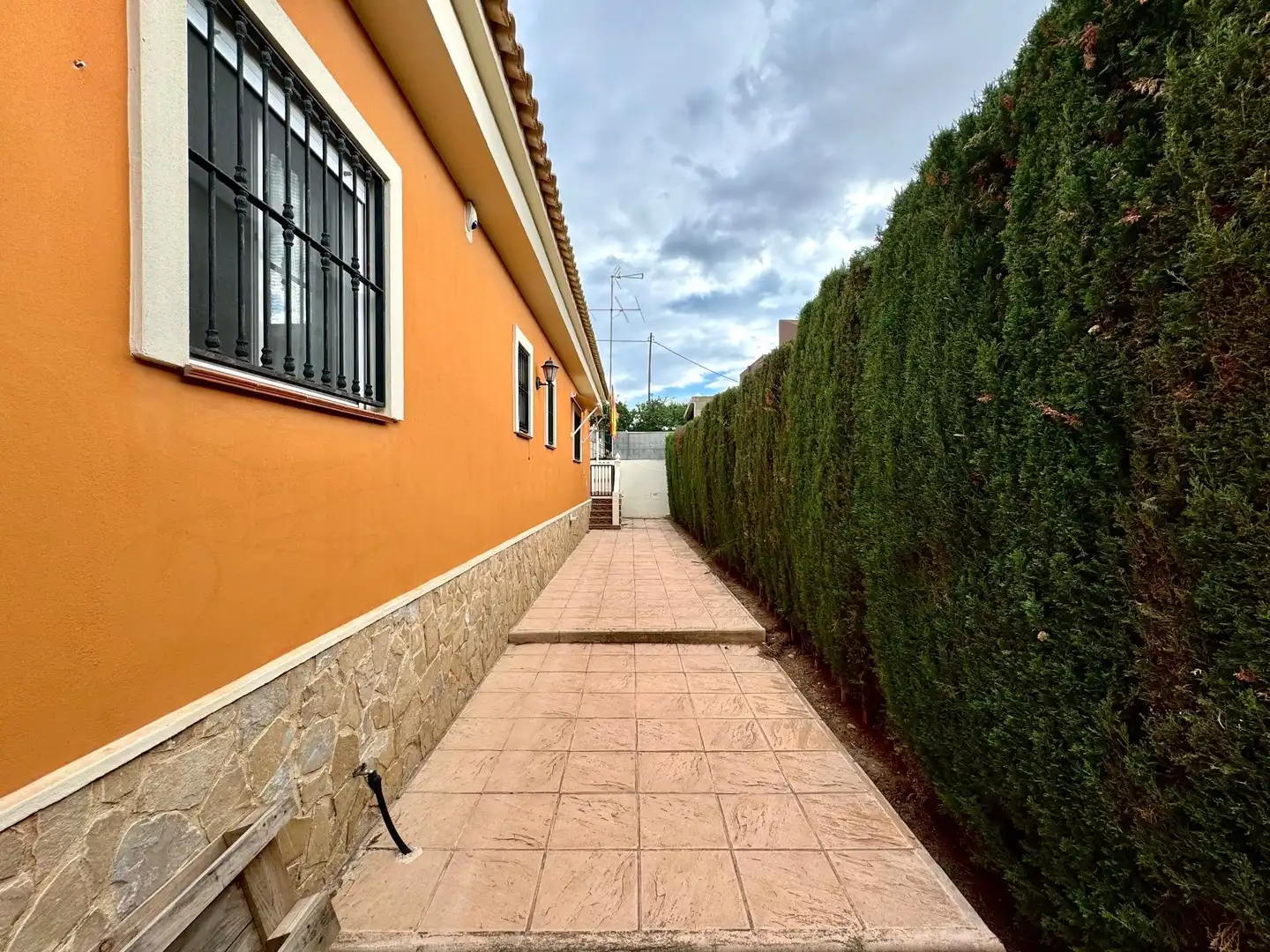 Vista exterior de Casa o chalet de alquiler en Jacarilla con Jardín privado, Terraza y Trastero