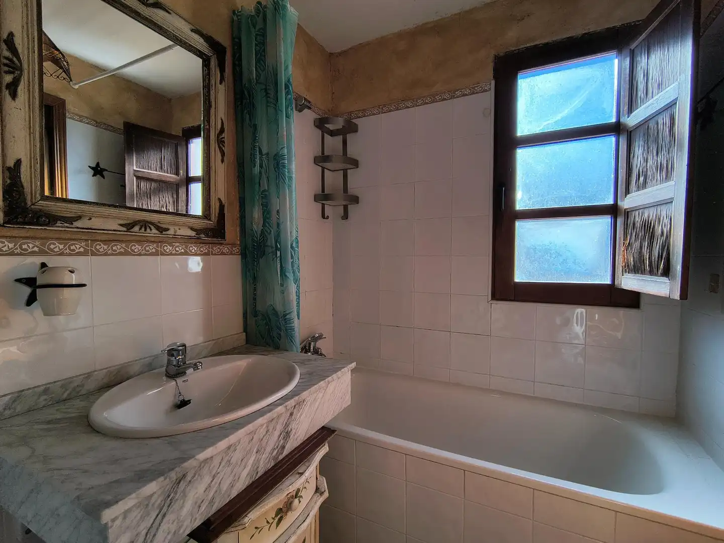 Baño de Casa adosada en venta en Olmeda de las Fuentes con Calefacción y Terraza