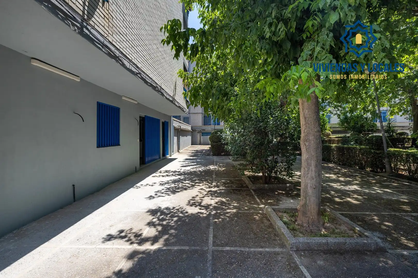 Vista exterior de Pis en venda en Granada
