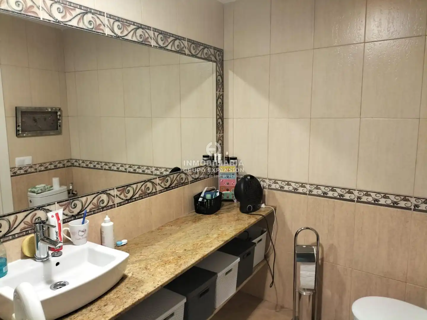 Bathroom of Duplexes for sale in Villena  with Air Conditioner, Terrace and Storage room