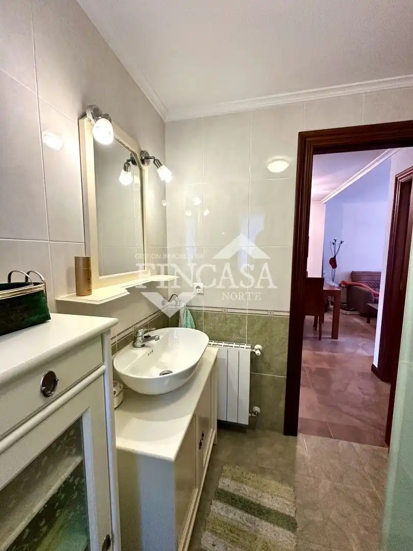 Bathroom of Flat for sale in Limpias  with Heating, Private garden and Terrace