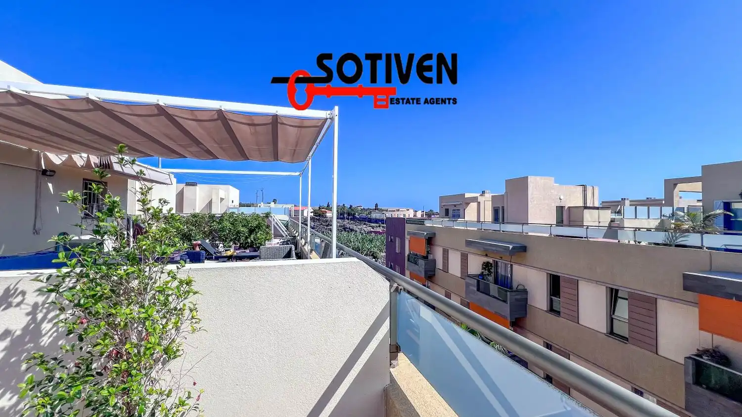 Vista exterior de Ático en venta en Guía de Isora con Aire acondicionado, Terraza y Trastero