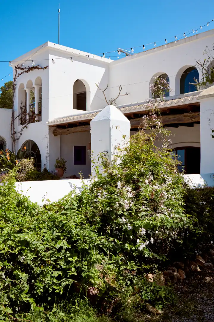 Vista exterior de Finca rústica en venda en Sant Joan de Labritja amb Aire condicionat, Jardí privat i Parquet