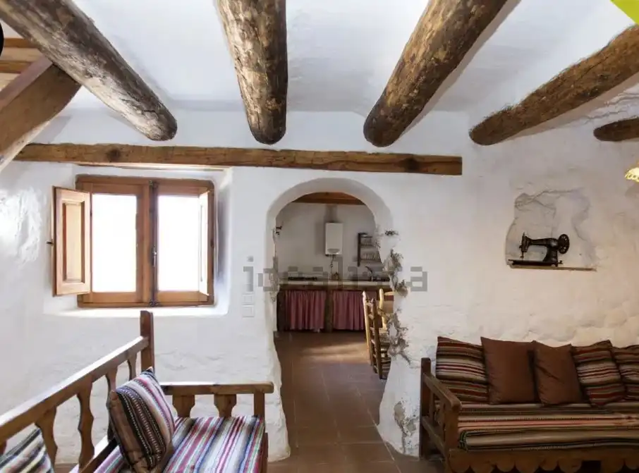 Country homes for sale in Segura de la Sierra  with Private garden, Storage room and Furnished