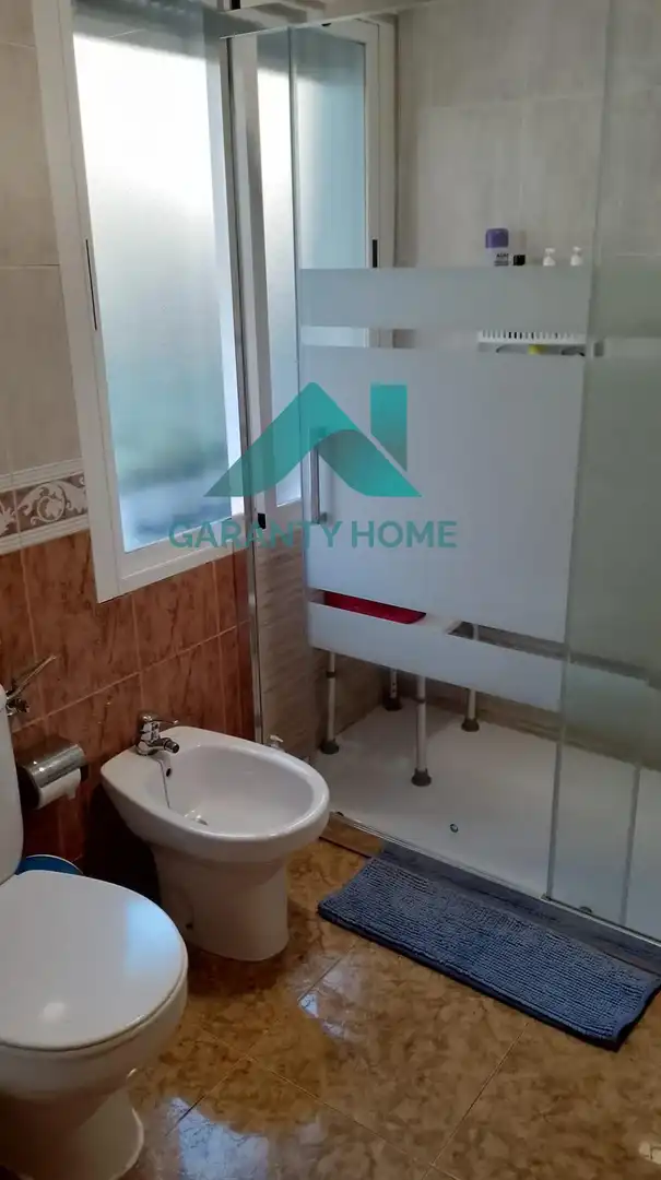Baño de Casa o chalet en venta en Casas de Miravete con Aire acondicionado, Calefacción y Jardín privado
