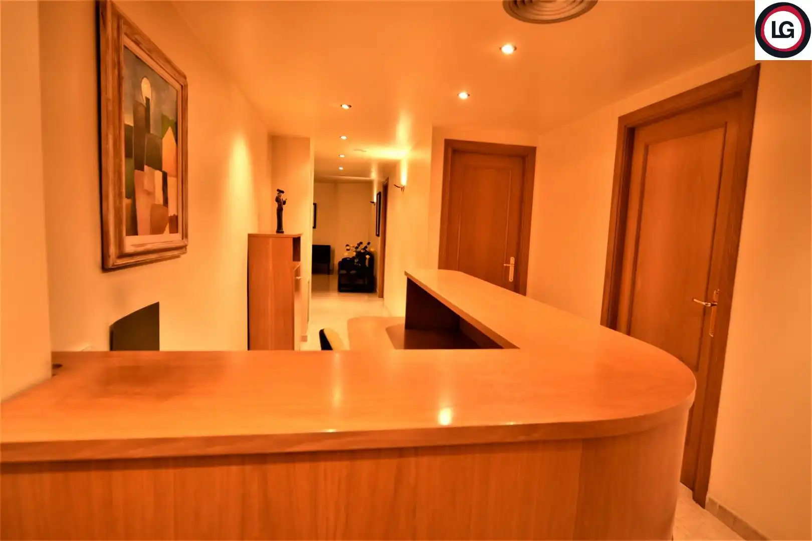 Office space with lift for sale in Pallars 6, imagen 6