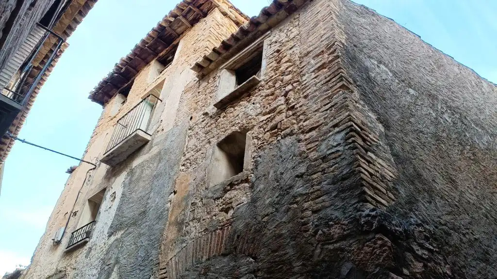 Xalet amb jardí en venda a Alquézar, imagen 2