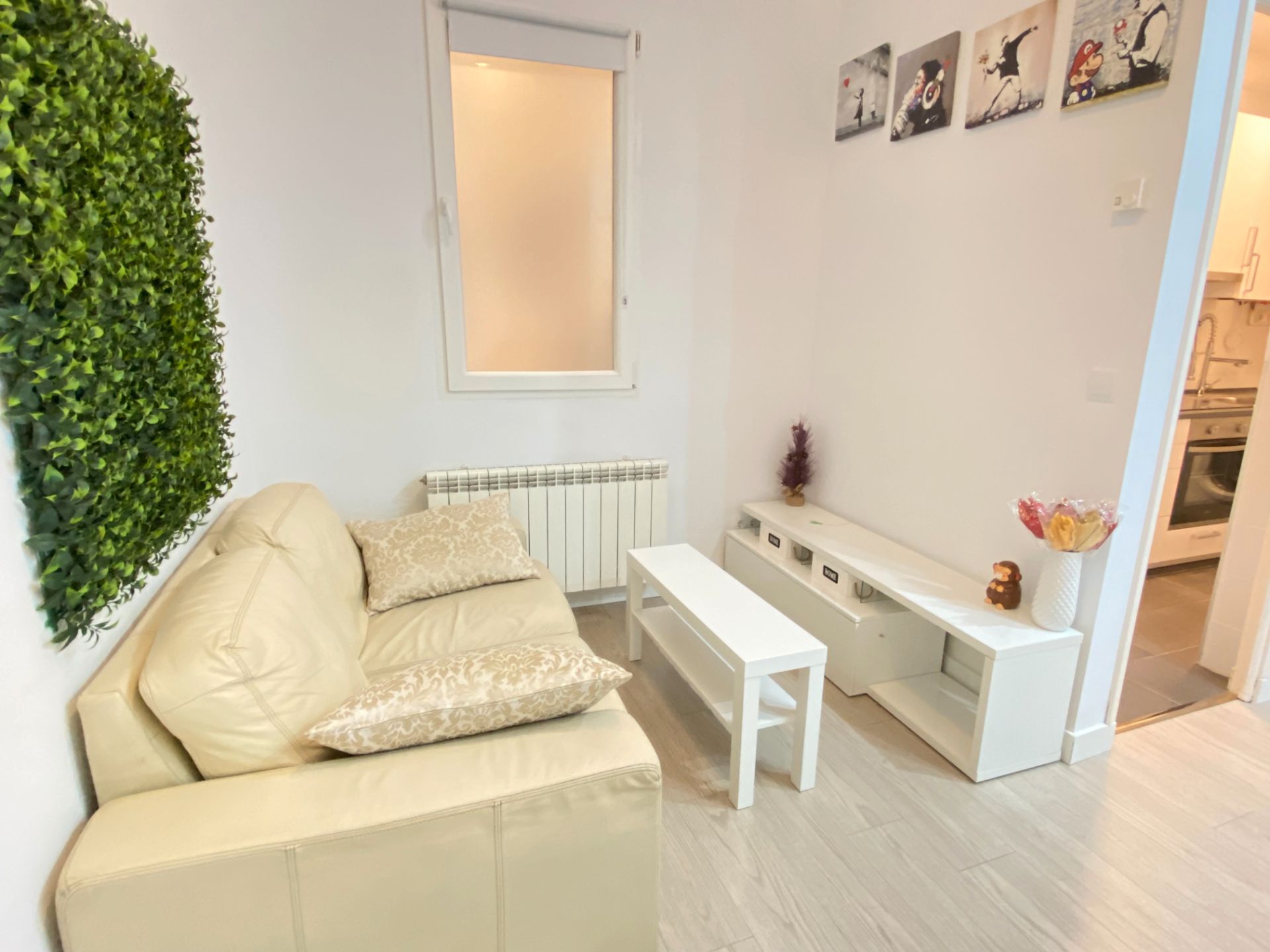 Habitación de Piso en venta en  Madrid Capital con Calefacción, Parquet y Amueblado