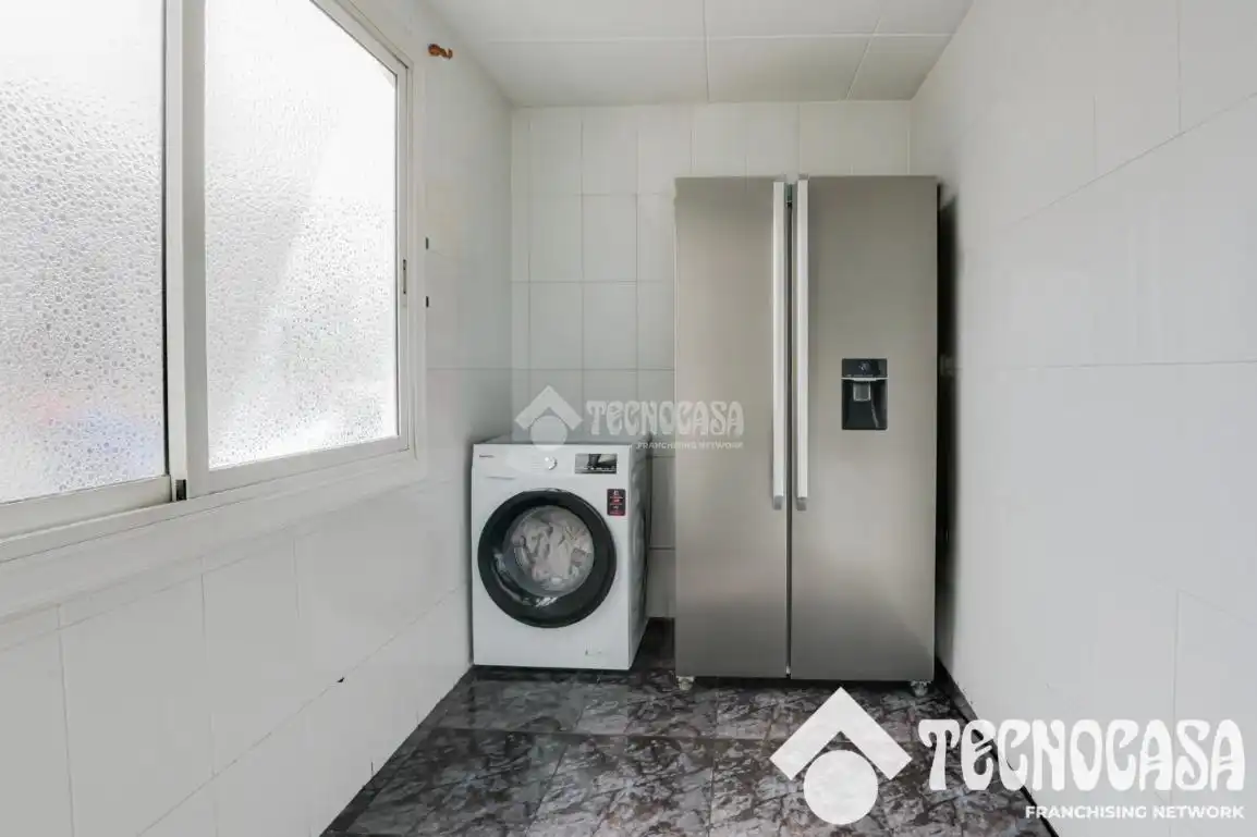 Kitchen of Flat for sale in Badalona  with Air Conditioner and Terrace