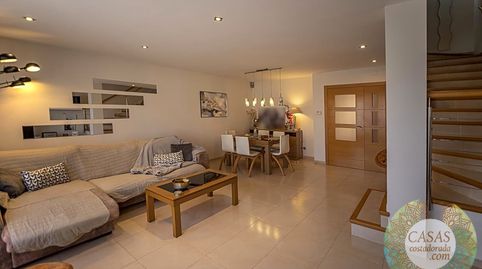 Vivienda con local comercial y gran potencial en zona privilegiada, imatge 2