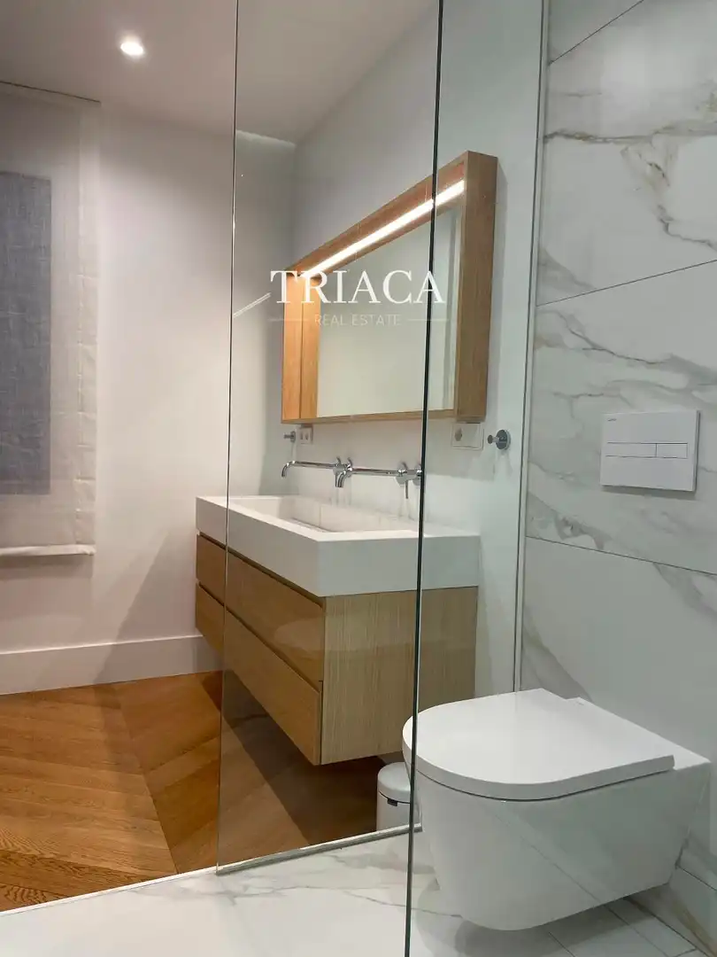 Baño de Piso en venta en Madrid con Aire acondicionado, Calefacción y Parquet